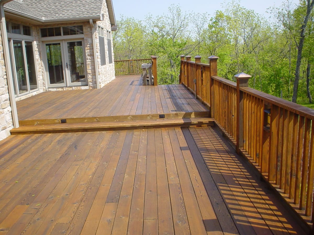 deck staining in Chantilly, VA