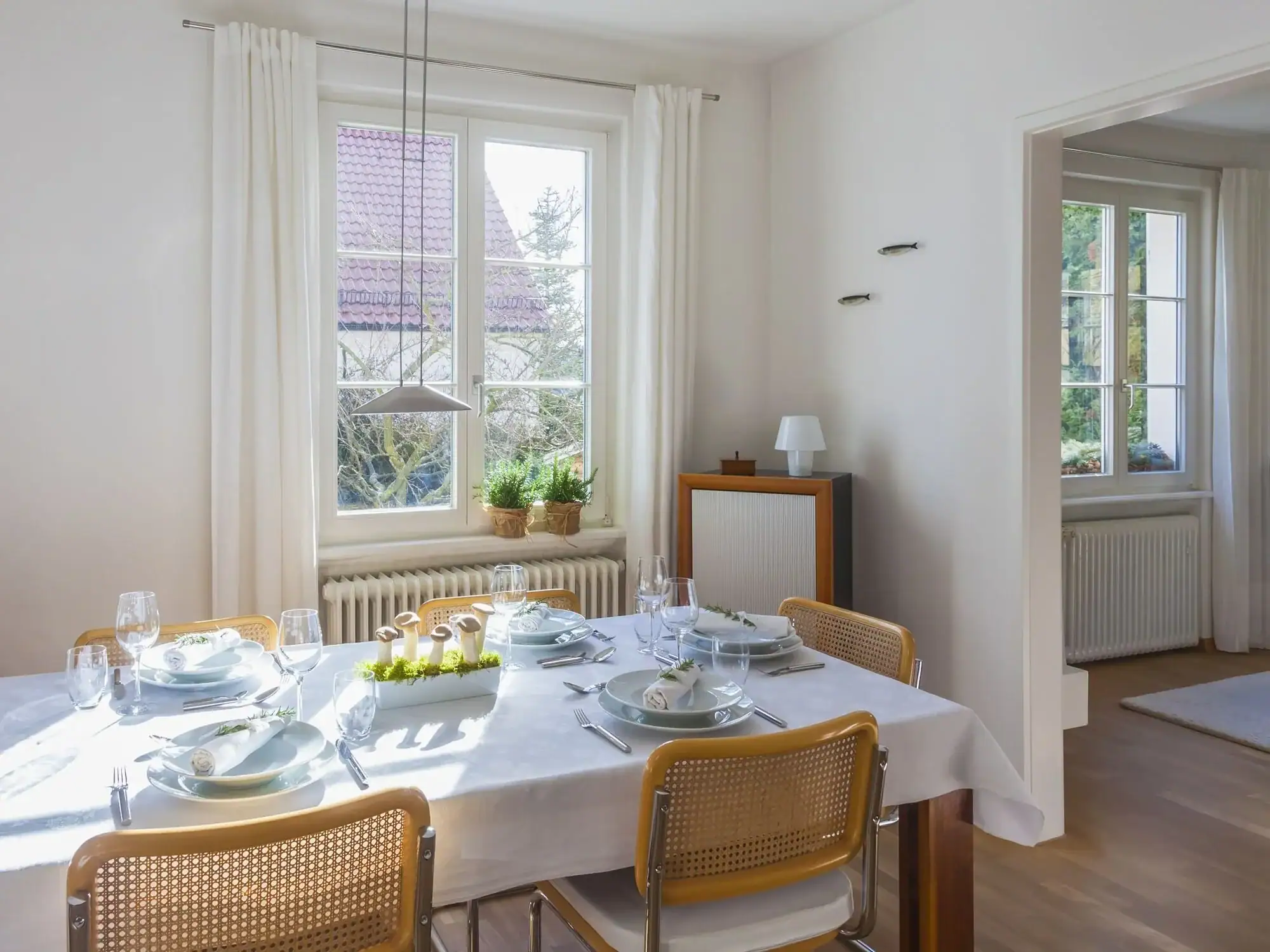 How Natural Light Affects Interior Paint Colors in Reston Homes